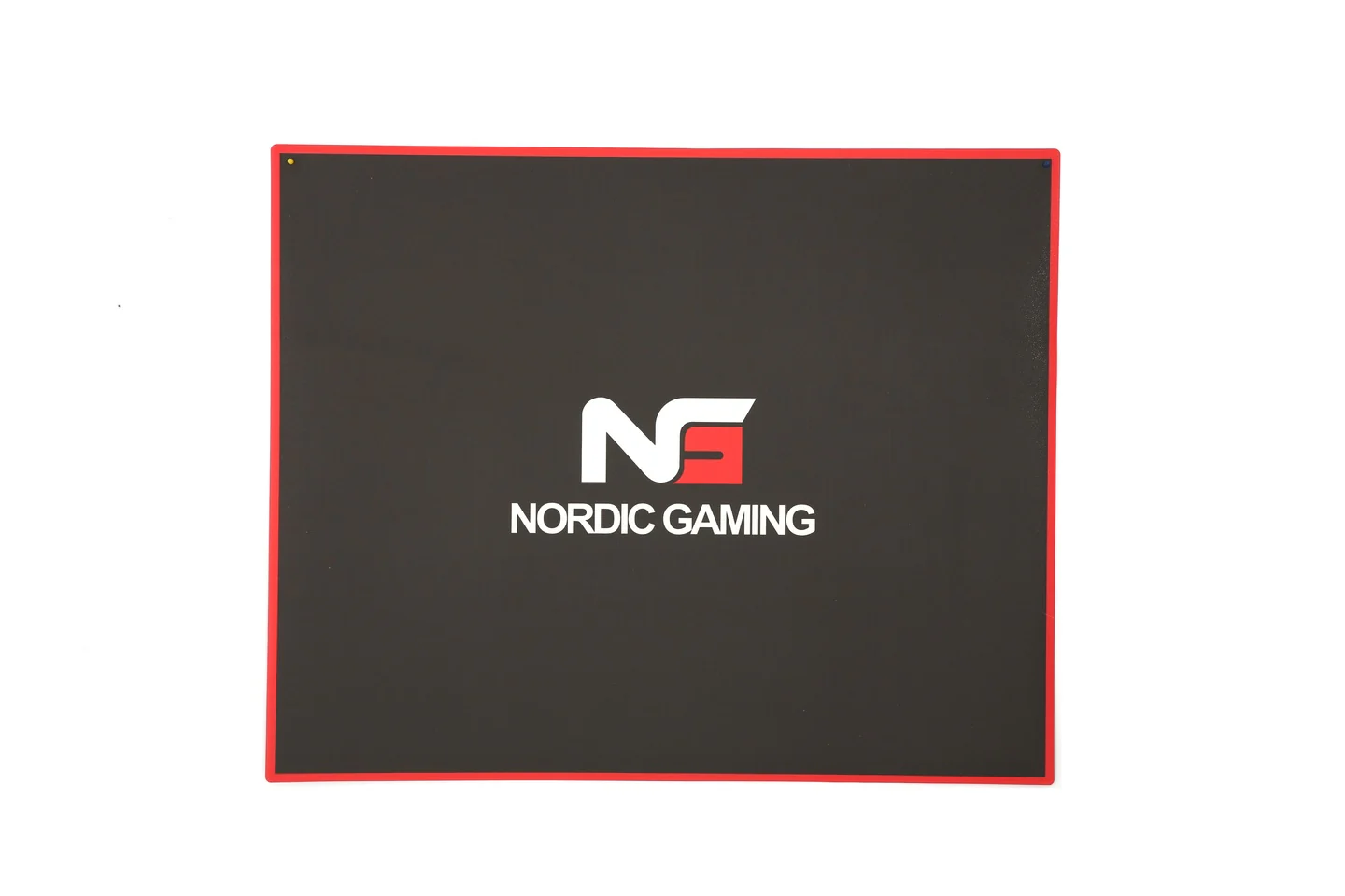 Nordic Gaming Guardian Stuhlmatte Schwarz/Rot