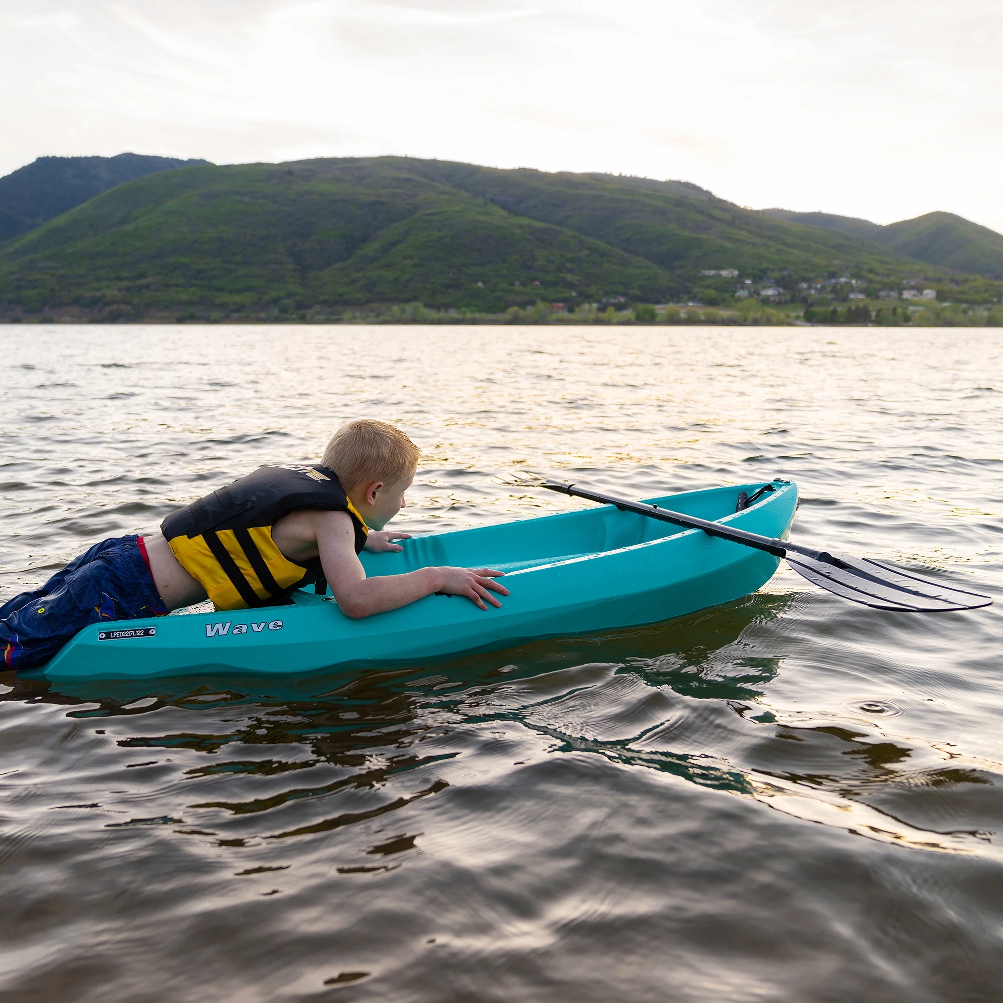 Lifetime Wave 6 ft Youth Kayak, Fire Red (91401)